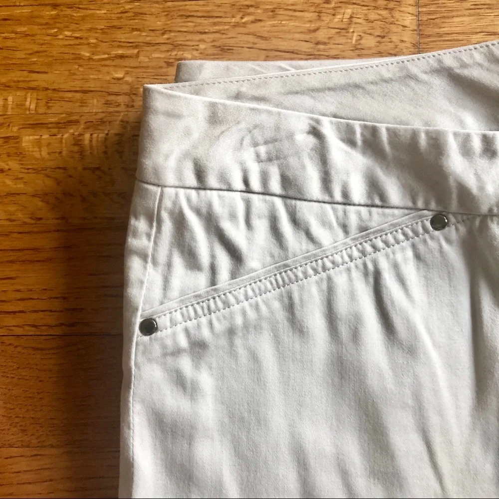 CASUAL CAPRI PANTS - Picture 2 of 5